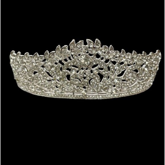 ELEGANT JEWEL TIARA FOR THAT SPECIAL DAY - Picture 1 of 4